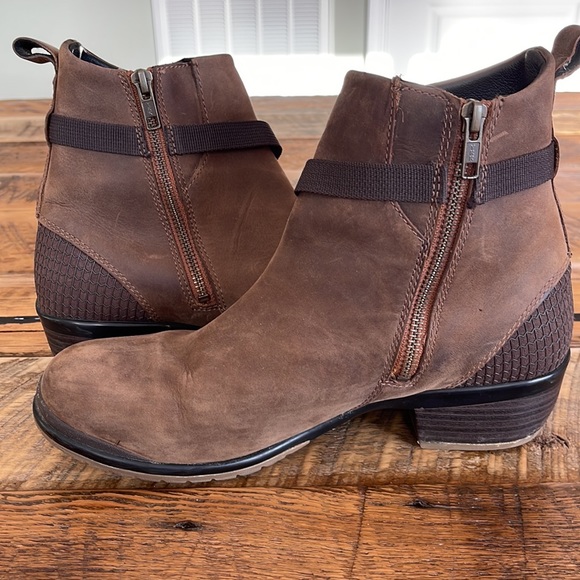 Keen Morrison mid leather boots. Womens size 9.5. Brown - Picture 8 of 9